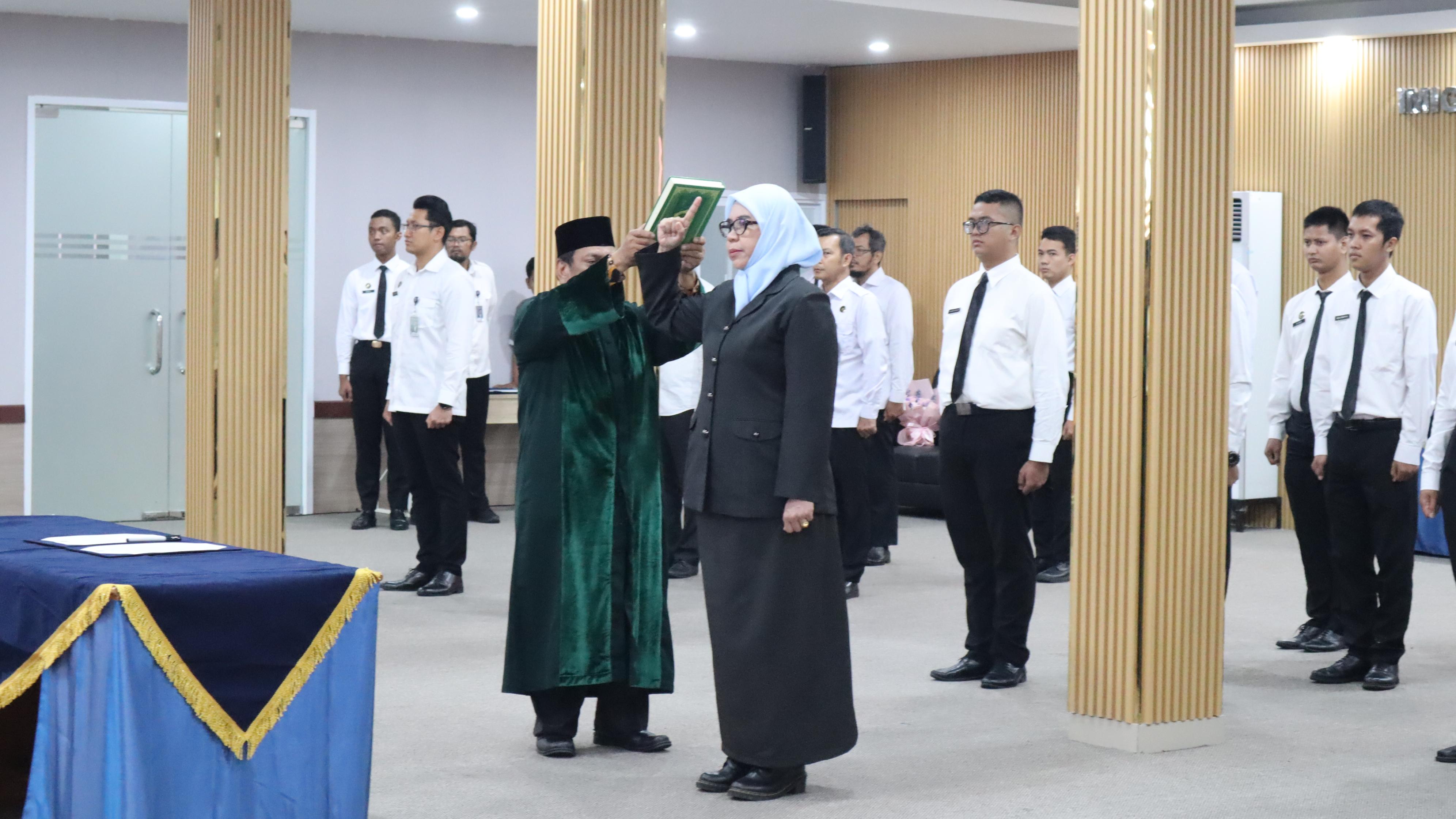 Resmi Lantik Analis Keimigrasian Madya, Imigrasi Tangerang Dorong Integritas dan Profesionalisme Pegawai