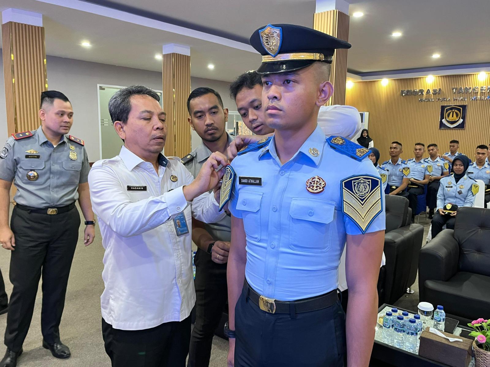 Latjapura Taruna Poltekpin 2025: Mengasah Profesionalisme Calon ASN Imigrasi Unggul